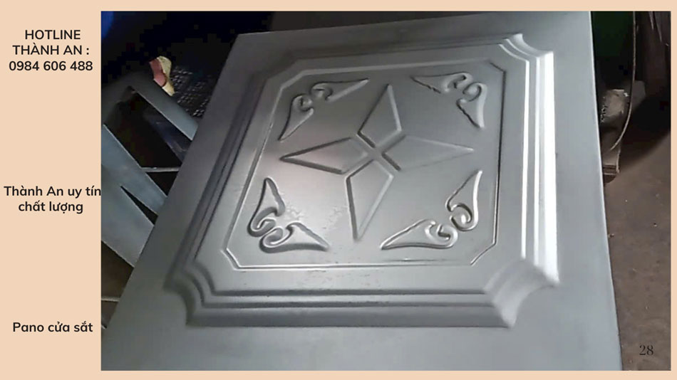 Tấm Pano Cửa Sắt 45