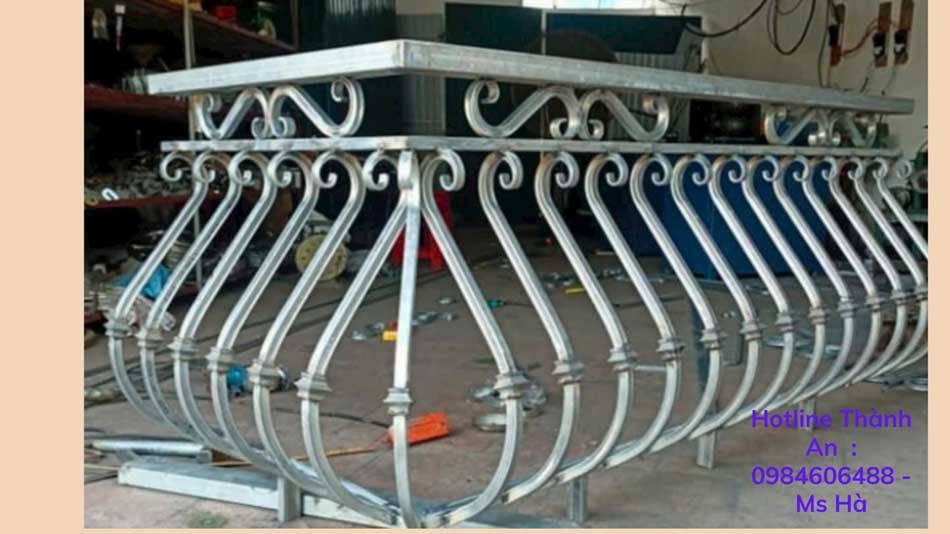 Hoa văn sắt uốn 21