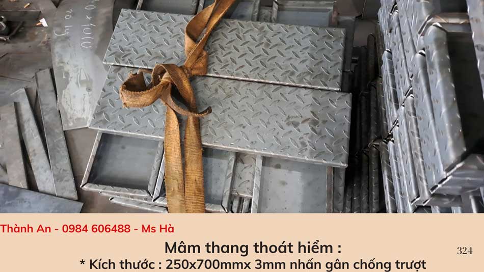 Mâm cầu thang sắt 5mm