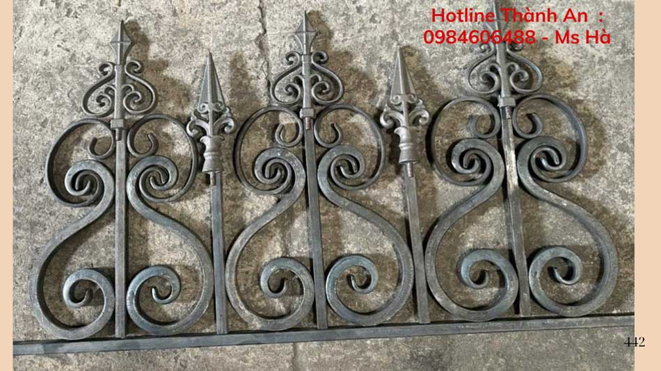 Phụ kiện hoa văn sắt 19